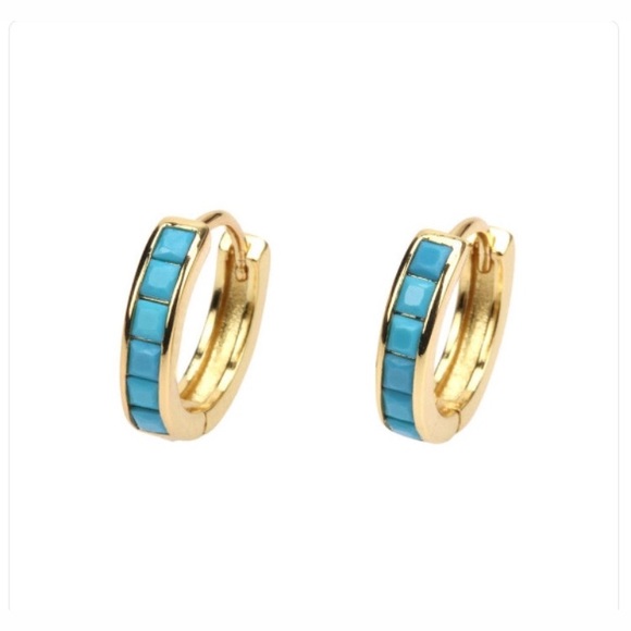 Turquoise Necklace & Free Hoop Earrings - Picture 4 of 4